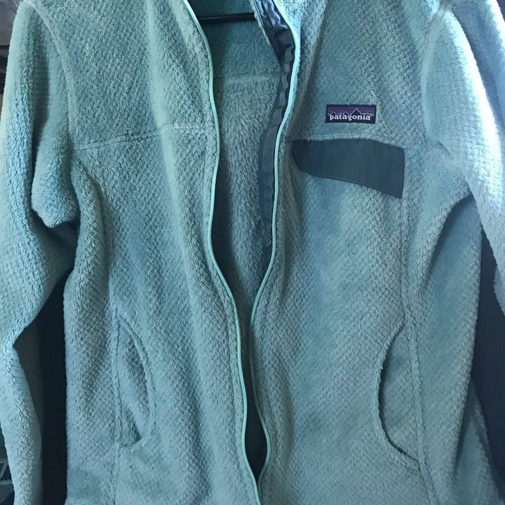 Size medium sweater zip up